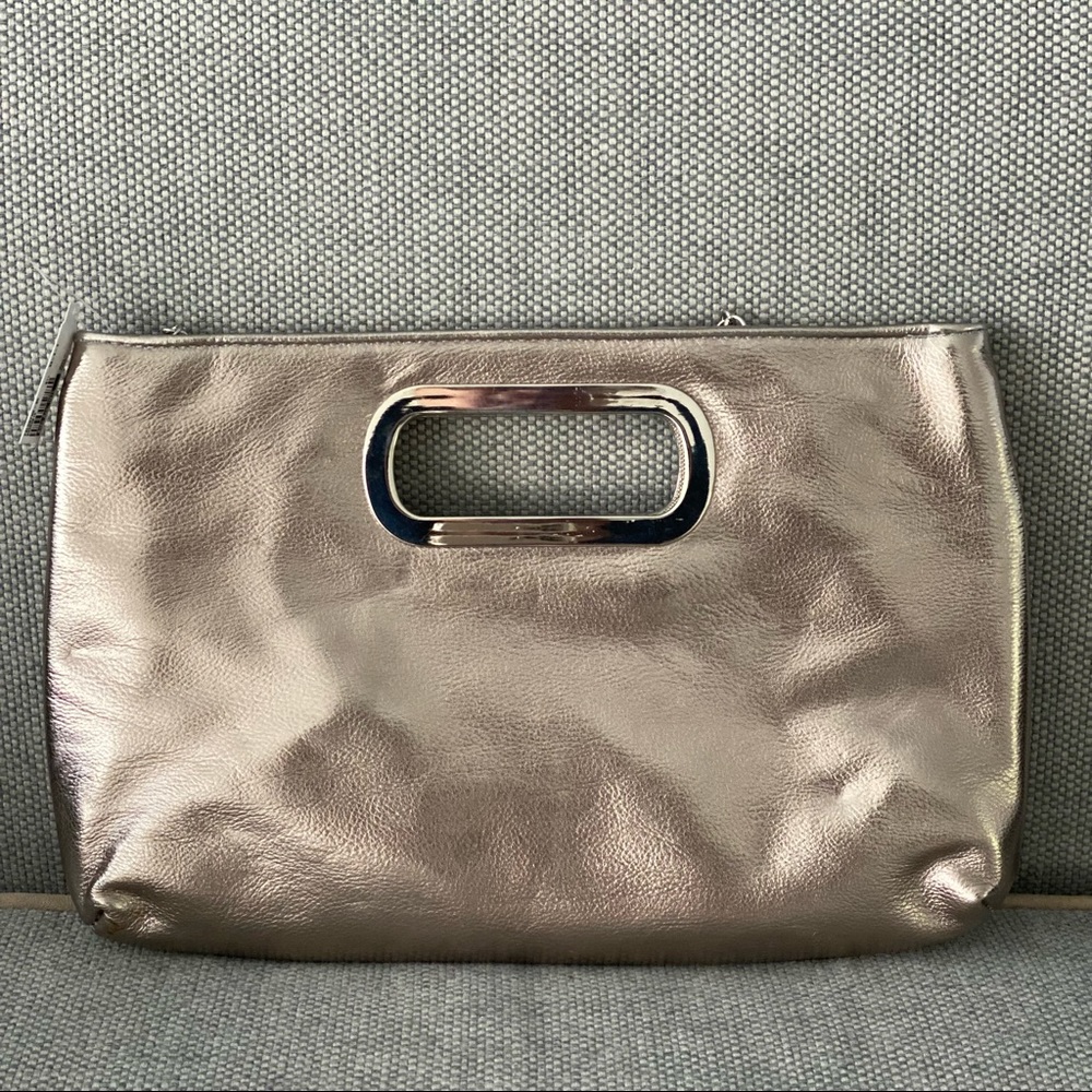 ALDO Clutch